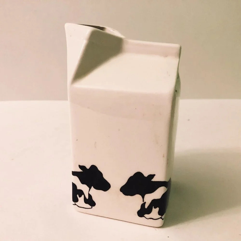 Vtg Margo 1984  Ceramic Milk Carton Creamer Farmhouse 4 Inch Tall